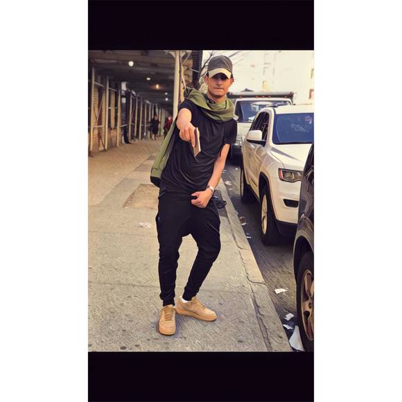 Meet your Posher, Ivan - Picture 1 of 1